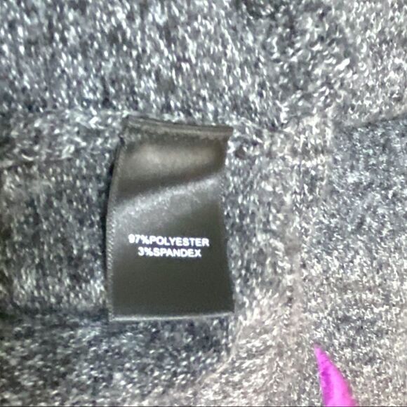 Tahari Mock Neck Long Sleeve Sweater Size Small - Picture 5 of 9